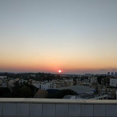 Herzelia Rooftop Special 2 Room Apartment 외부 사진